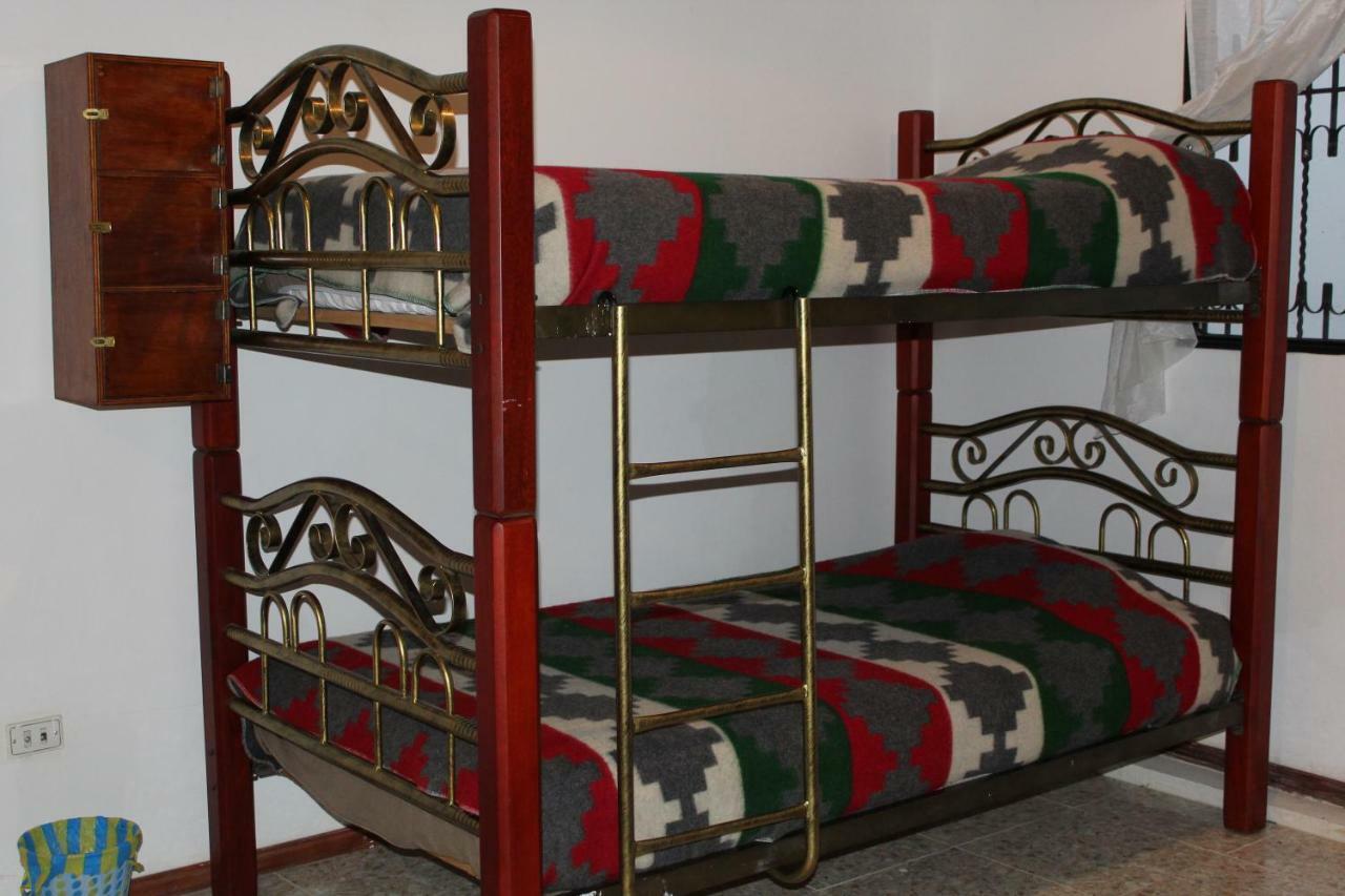 Killa Wasi Hostel Alausi Bagian luar foto